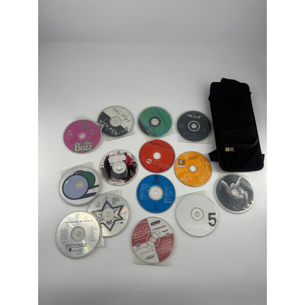 Lot of Cds Music CDS Compact Discs Case Logic Holder Blacker
